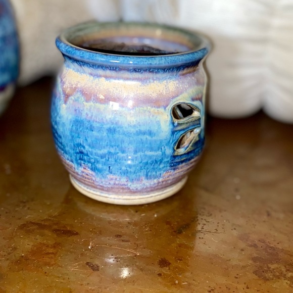 TWO BEAUTIFUL HANDMADE CERAMIC CANDLE HOLDERS - LIKE NEW - Picture 14 of 16